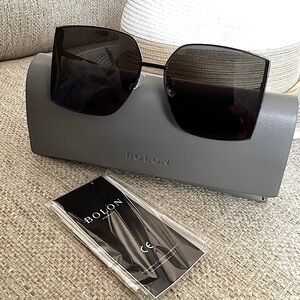 Bolon Queens BL7189A10 Black Square Sunglasses Includes Case & Cleaning Kit New!